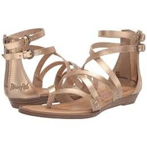 Blowfish Bungalow back zip strappy girls sandals
